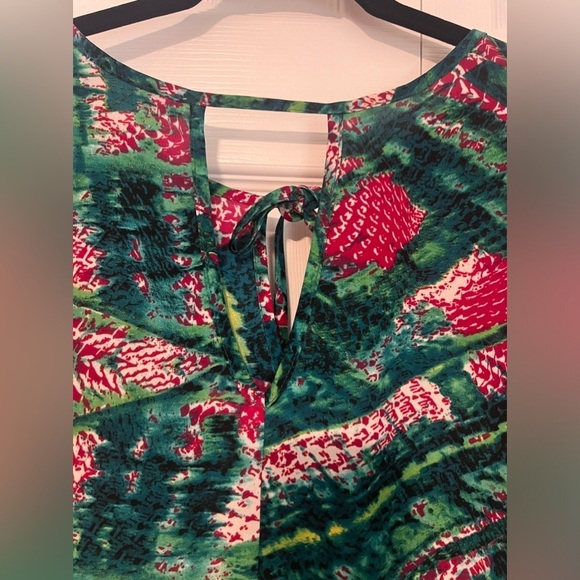 Women's Buddy Love Keyhole Front Long Sleeved Forest Style Top - Picture 7 of 7